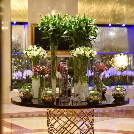 Grand 5* Bucharest