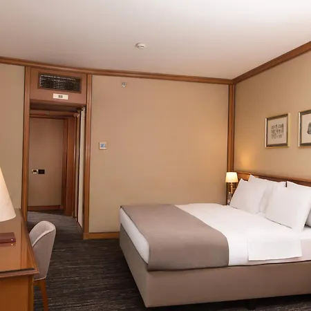 Hotel Intercontinental Bucharest, An Ihg 5*