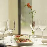 Grand 5* Bukarest