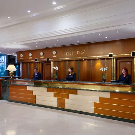 Hotel Grand