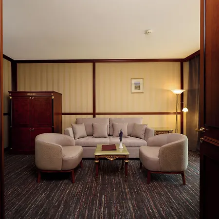 Grand 부쿠레슈티