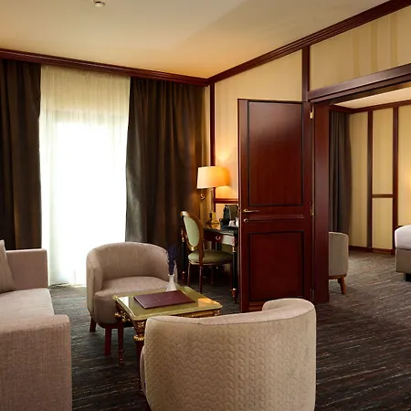 Hotel Grand